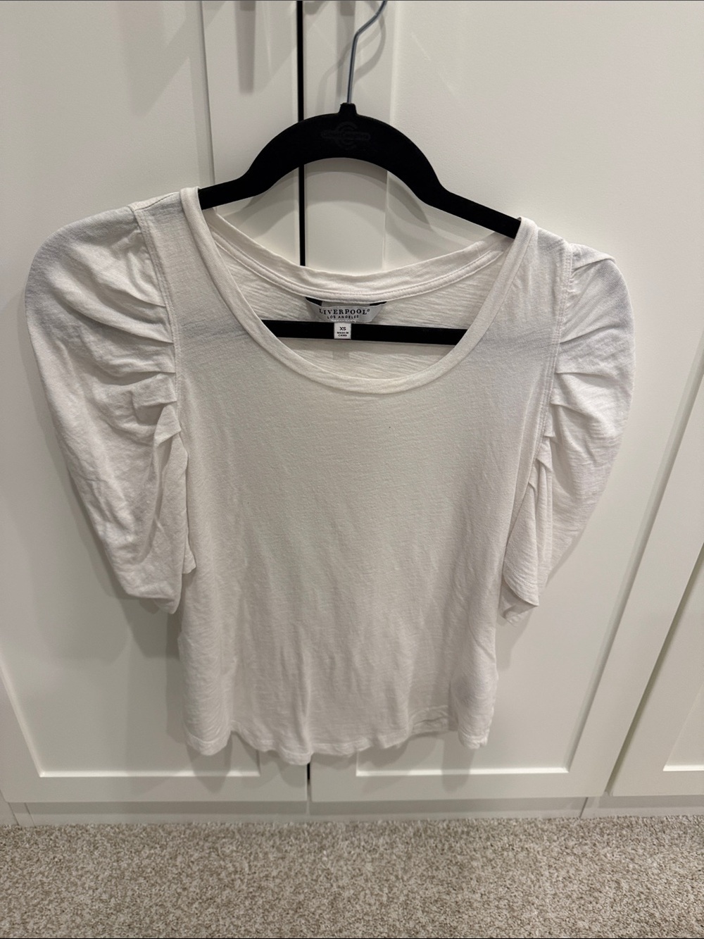 Liverpool white top. Size XS. Great condition. 3/4 sleeves.